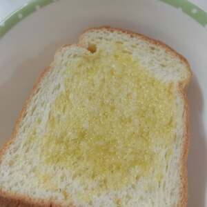簡単＊食パンで、ガーリックラスク